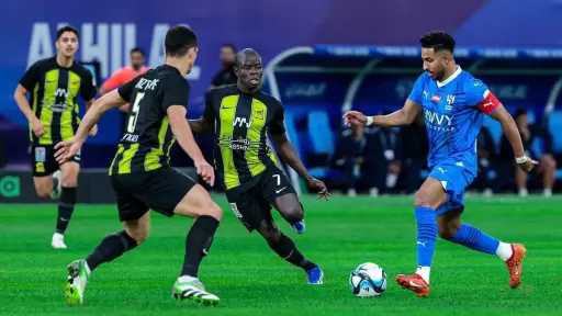 تشكيلة الهلال ضد الاتحاد في دوري روشن السعودي 2025 والقنوات الناقلة